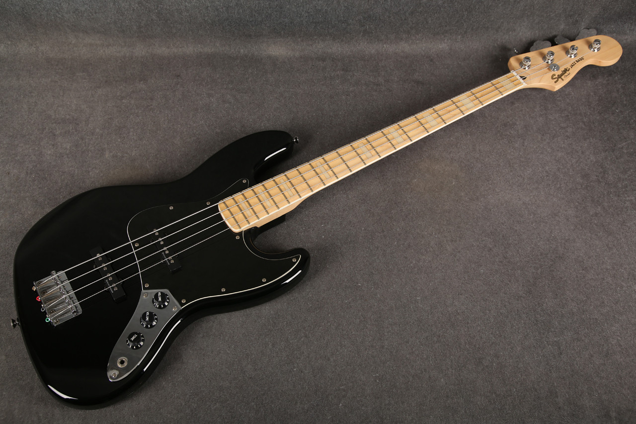 Squier Vintage Modified '77 Jazz Bass Black 2nd Hand | Rich Tone Music