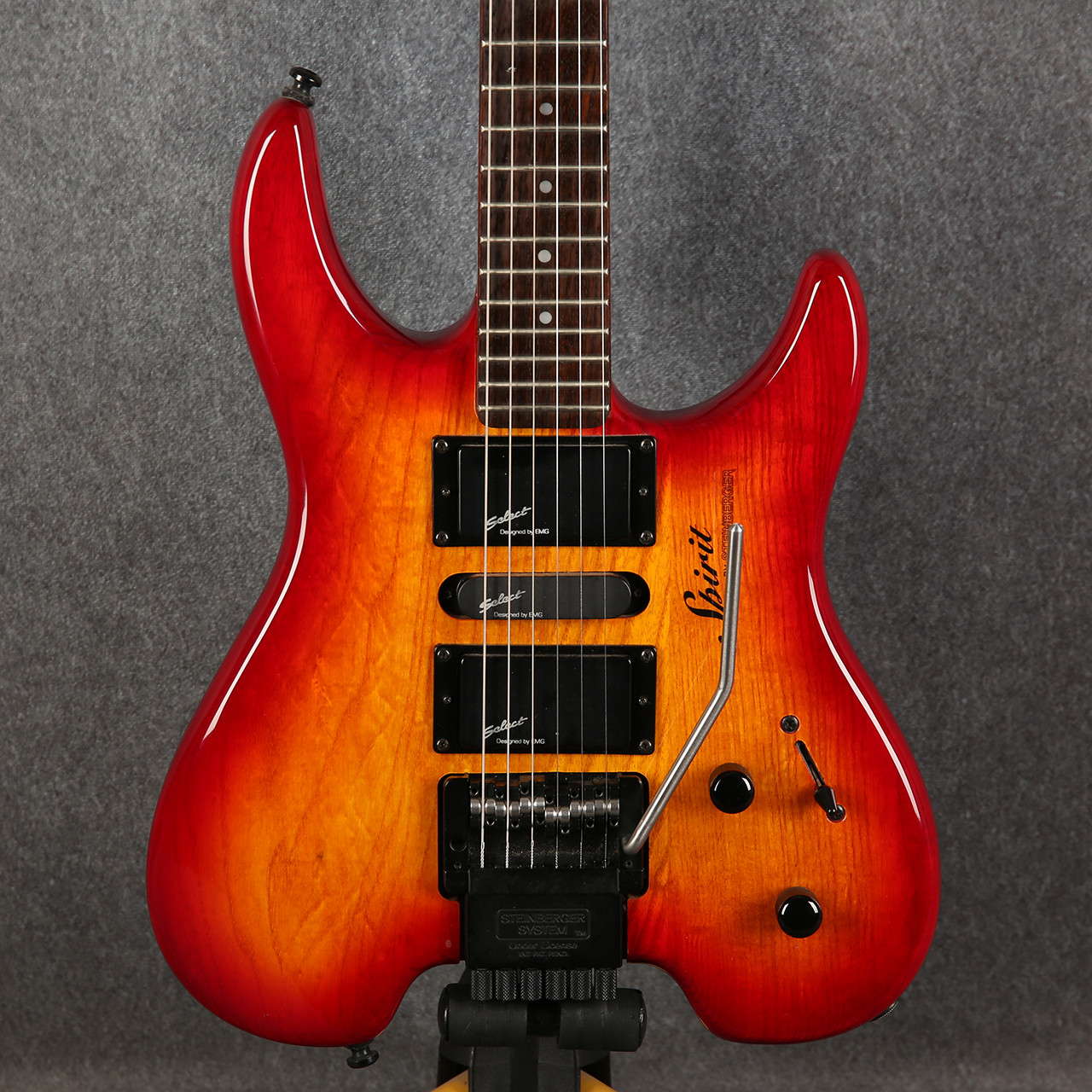 Spirit Steinberger Deluxe by GT-Pro Black GT-PRO XT-25 Guitars in