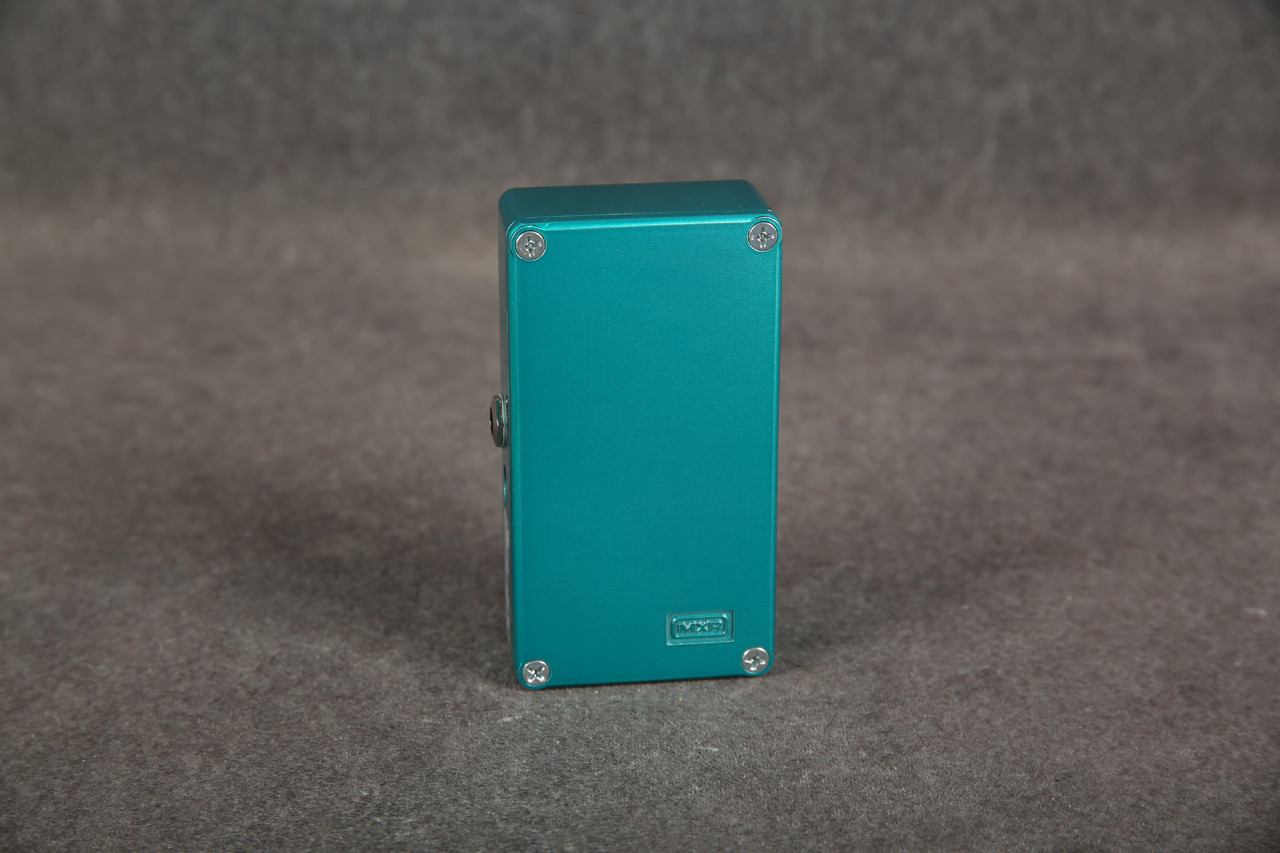 ベース MXR bass chorus deluxe MXR Bass Chorus Deluxe 2nd Hand | Rich Tone Music