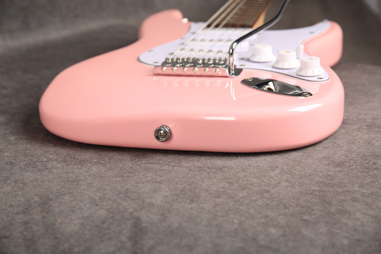Aria Pro II STG Mini Pink 2nd Hand | Rich Tone Music