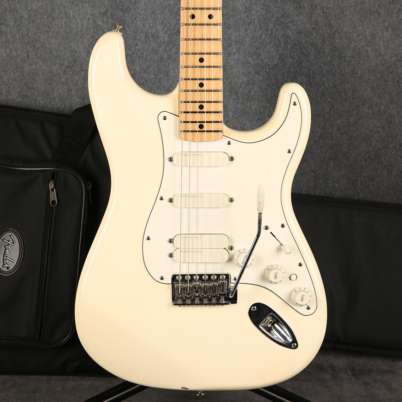 Fender Mexican Standard Stratocaster Arctic White 2nd Hand | Rich