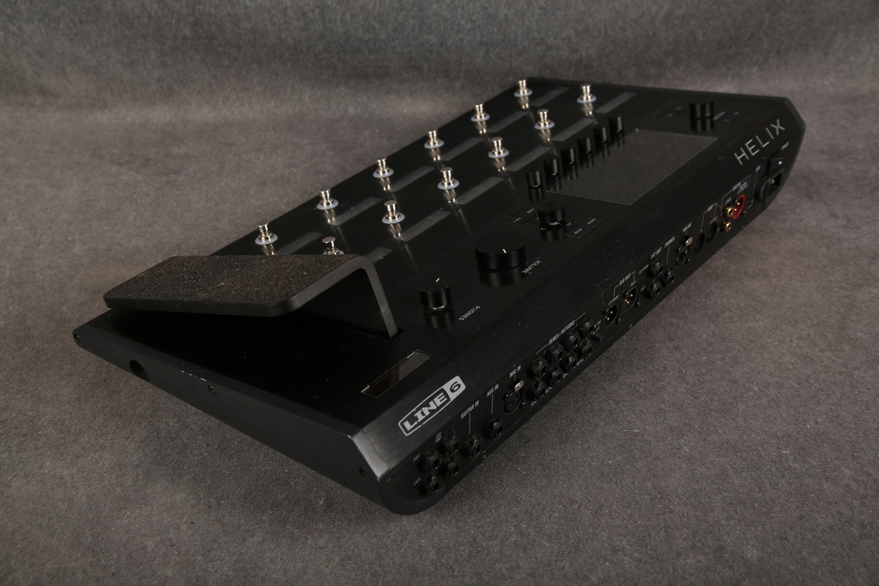Line 6 Helix Floor Guitar Multi-Effects Processor 2nd Hand | Rich