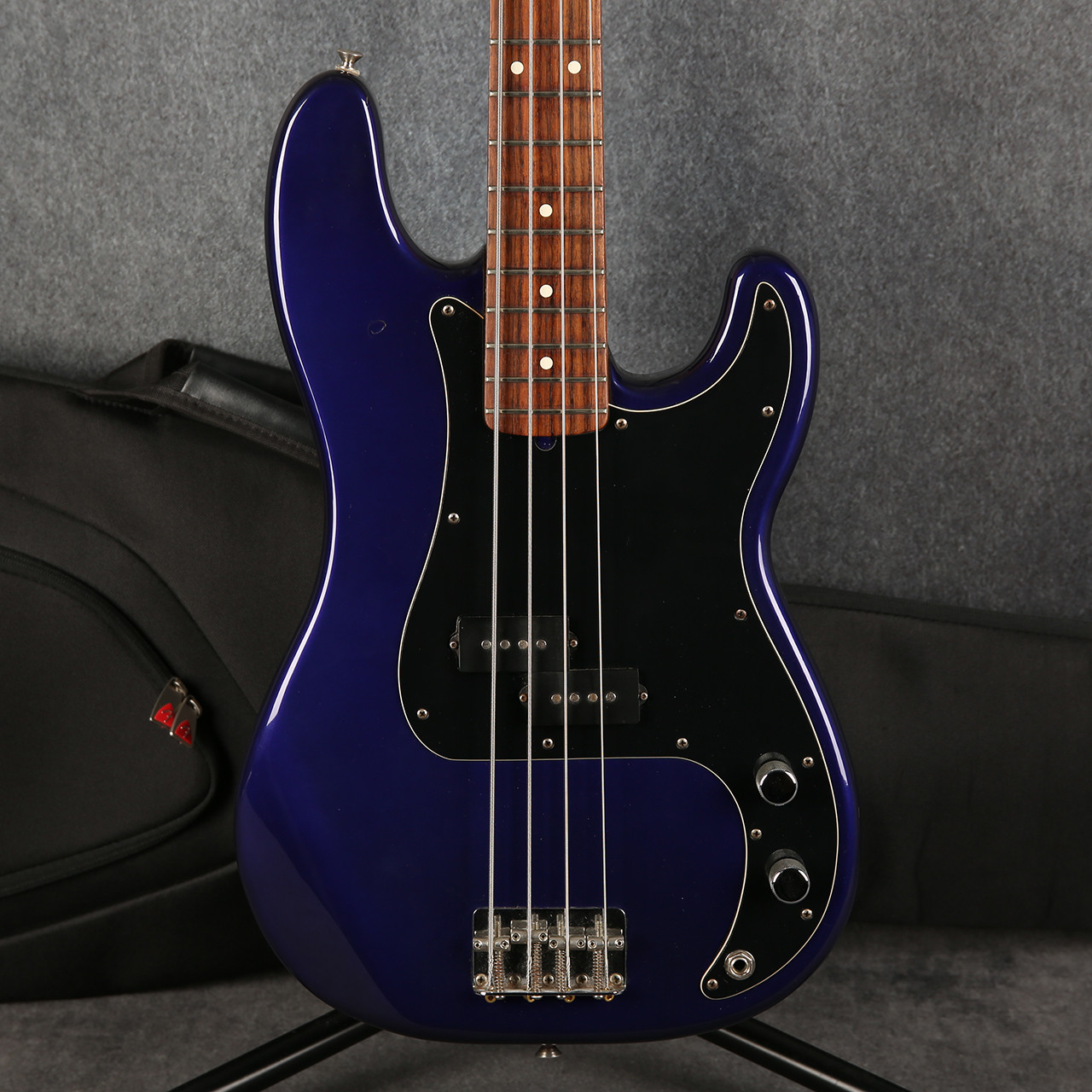 Fender Mexican Standard Precision Bass Midnight Blue 2nd Hand