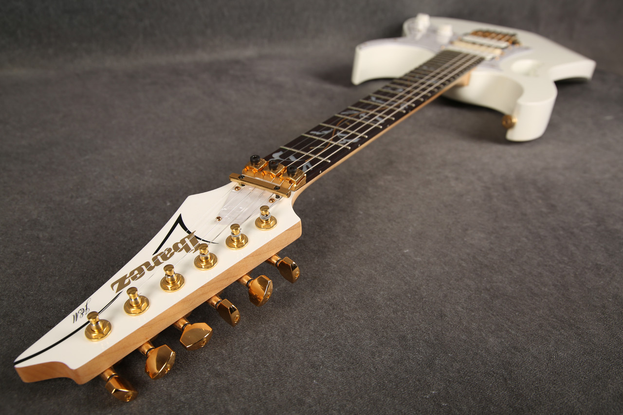 Ibanez Steve Vai Signature JEM7V-WH 2004 White 2nd Hand | Rich