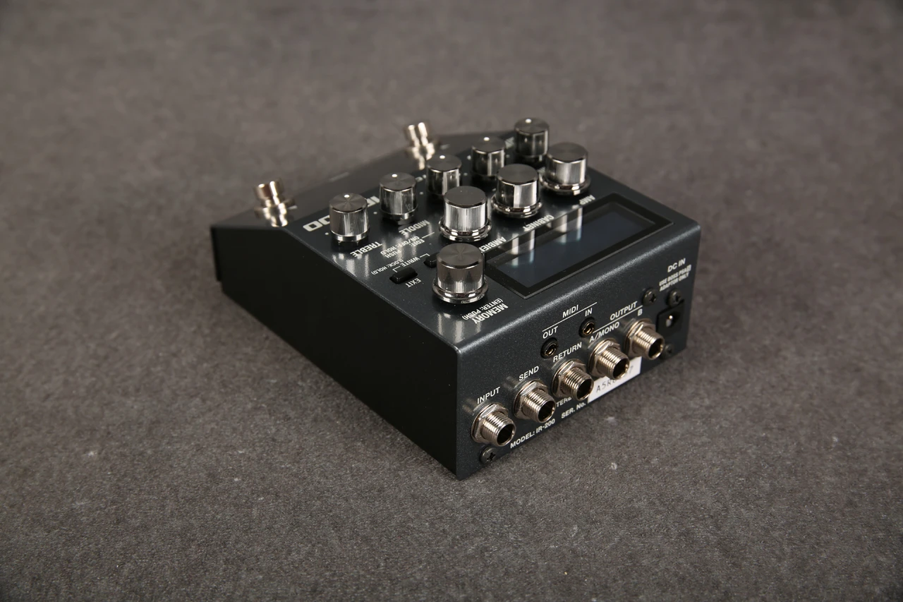 Boss IR200 Amp & IR Cabinet Pedal 2nd Hand | Rich Tone Music