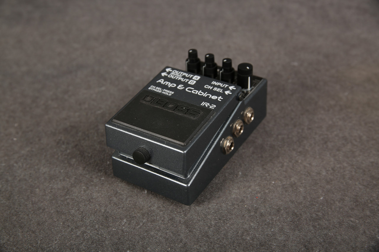 Boss IR-2 Amp and Cabinet 2nd Hand | Rich Tone Music