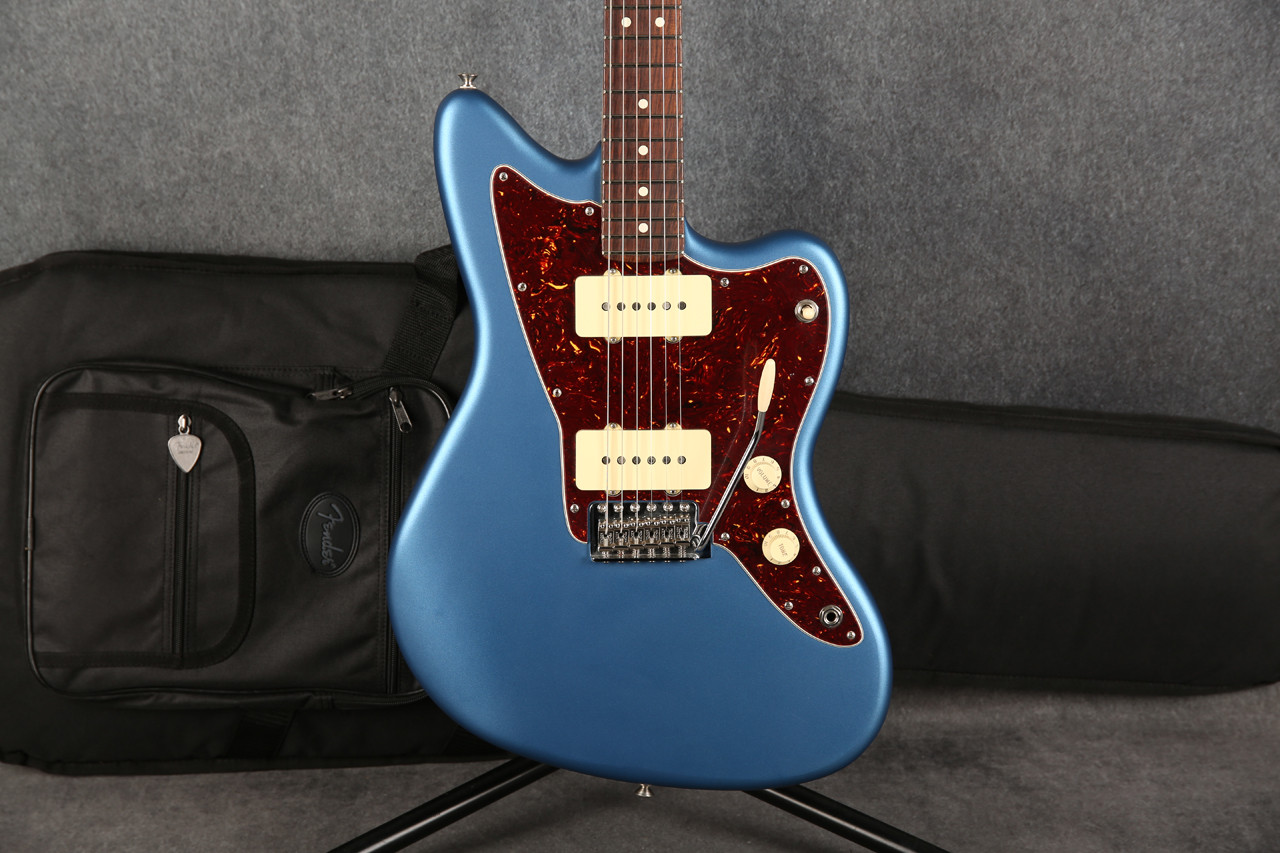 Fender American Performer Jazzmaster Satin Lake Placid Blue 2nd