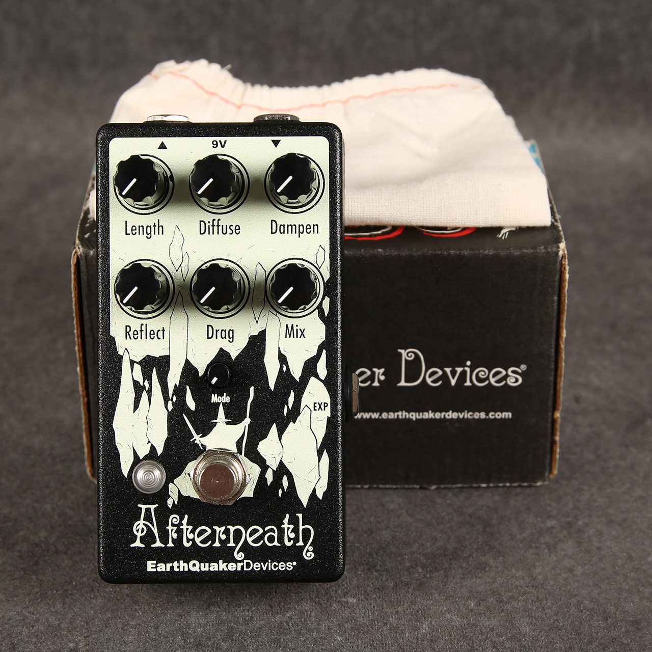 Earthquaker Devices Afterneath V3 2nd Hand | Rich Tone Music
