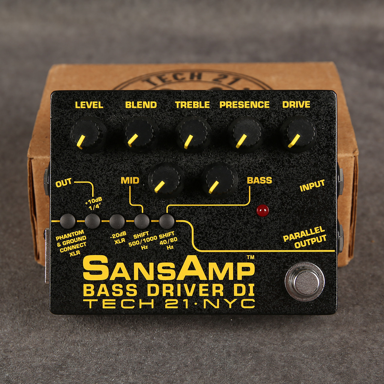 美品TECH21 SansAmp BASS D DI V2 Tech 21 SansAmp Bass Driver V2 DI Preamp Pedal 2nd Hand | Rich