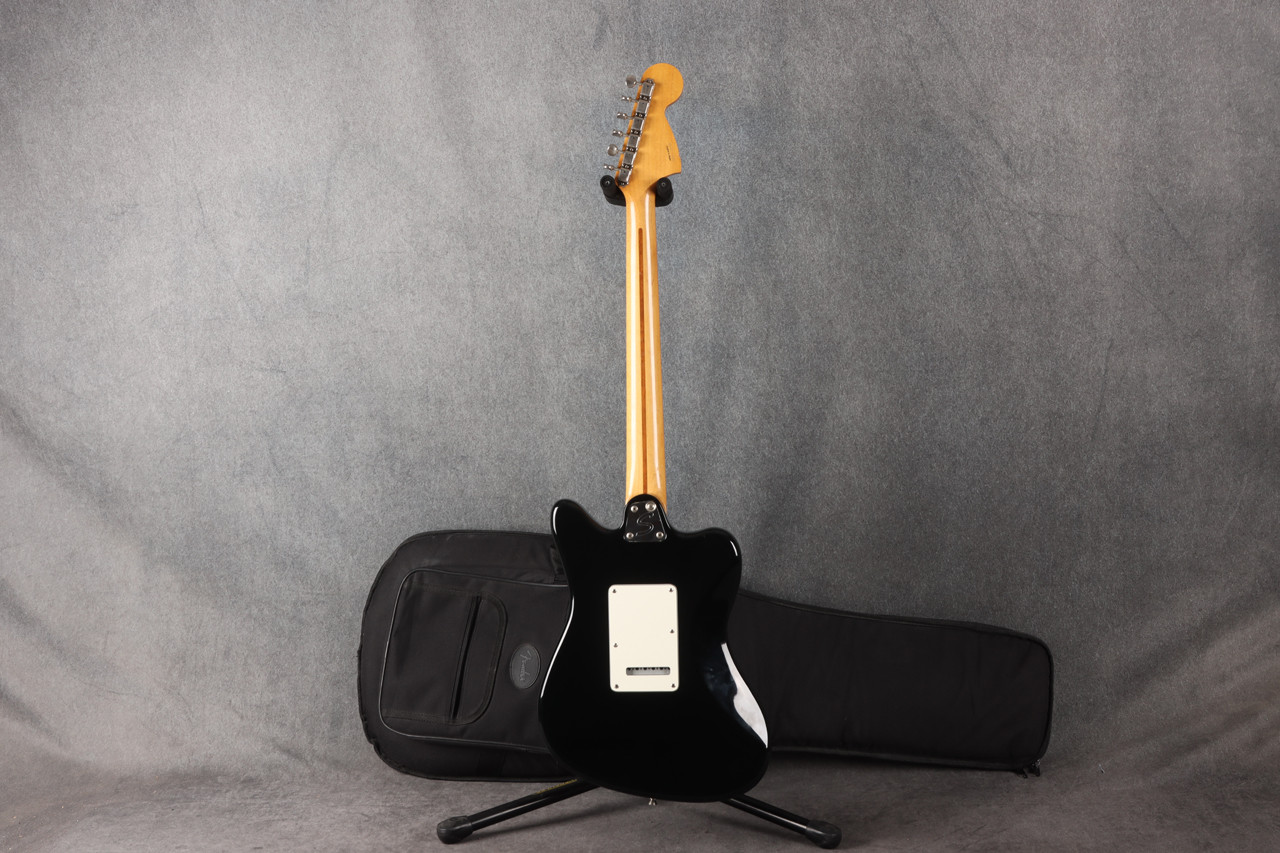 Squier Vista Series Super-Sonic Crafted in Japan Black 2nd Hand