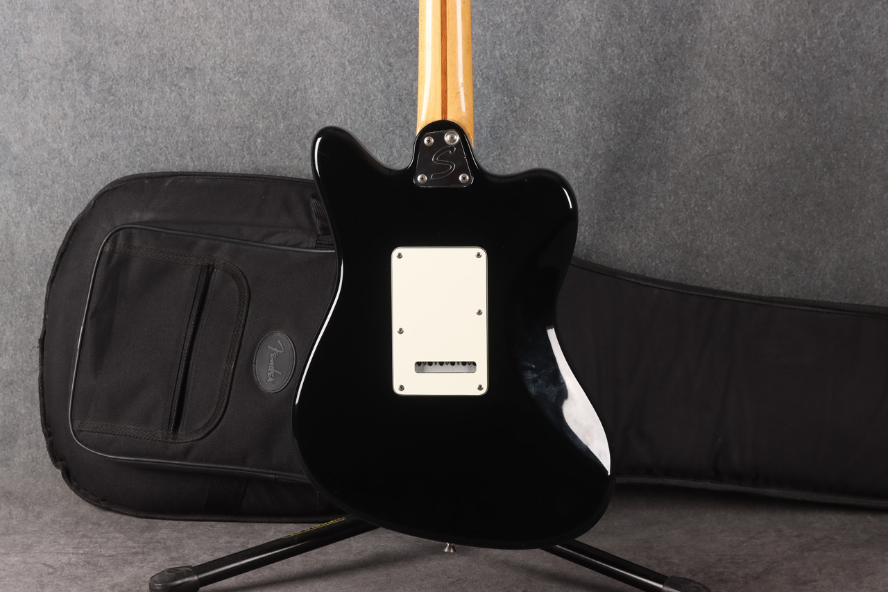 Squier Vista Series Super-Sonic Crafted in Japan Black 2nd Hand