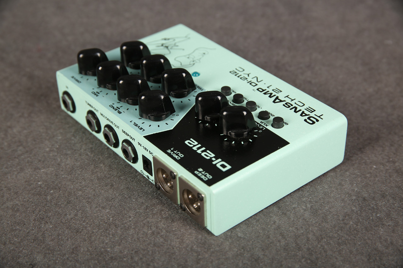 Tech 21 DI-2112 Geddy Lee Signature SansAmp Preamp Pedal 2nd Hand