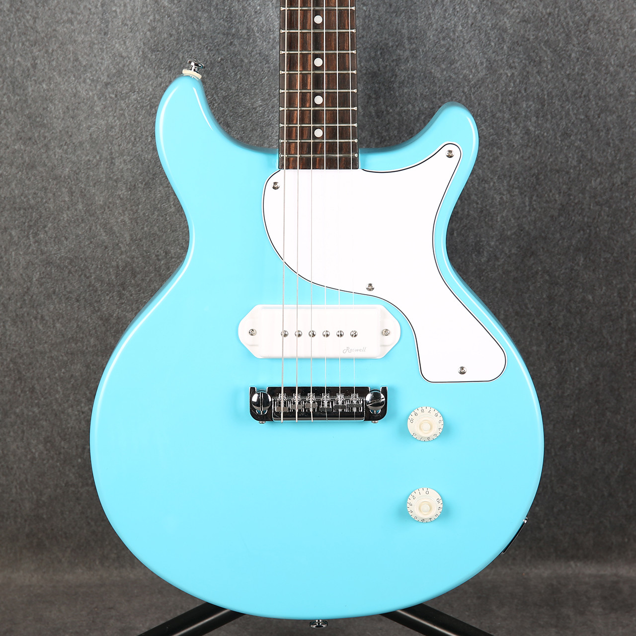 Harley Benton DC-Junior FAT Benton Blue 2nd Hand | Rich Tone Music
