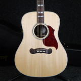 Gibson Songwriter Deluxe Studio - Natural w/ Hard Case - 2nd Hand