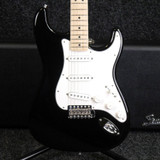 Fender USA Reissue 70s Stratocaster - Black w/ Hard Case - 2nd Hand