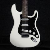 Fender Mexican Standard Stratocaster - RW - White w/ Bag - 2nd Hand