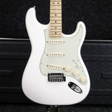 Fender Deluxe Roadhouse Stratocaster - White w/ Hard Case - 2nd Hand