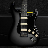 Fender American Stratocaster -Silver Burst w/Hard Case - 2nd Hand