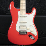 Fender American Special Stratocaster - Fiesta Red w/Hard Case - 2nd Hand