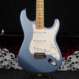 Fender Mexican Standard Stratocaster - Metallic Blue w/Hard Case - 2nd Hand