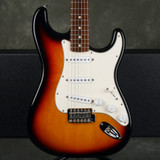 Fender Standard Stratocaster - Sunburst w/Hard Case - 2nd Hand