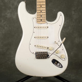 Fender Mexican Standard Stratocaster - Arctic White - 2nd Hand