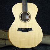 Taylor Academy 12e w/Gig Bag - 2nd Hand