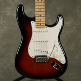 Fender Player Stratocaster - 3-Tone Sunburst - 2nd Hand
