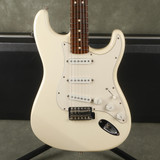 Fender Mexican Standard Stratocaster - White w/Hard Case - 2nd Hand