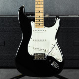 Fender Player Stratocaster - Black - Hard Case - 2nd Hand (136010)