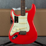 Fender American Vintage II 1961 Stratocaster - LH - Fiesta Red - Case - 2nd Hand (X1160128)