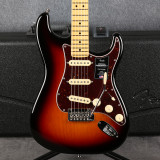 Fender American Professional II Stratocaster - 3-Tone Sunburst - Case - 2nd Hand