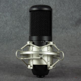AKG P120 Microphone - Shockmount - 2nd Hand
