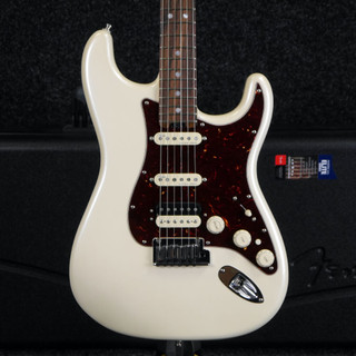 Fender American Elite Stratocaster HSS - White w/Case - 2nd Hand