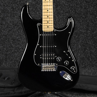 Fender American Special HSS Stratocaster, 2015 - Black w/Gig Bag - 2nd Hand
