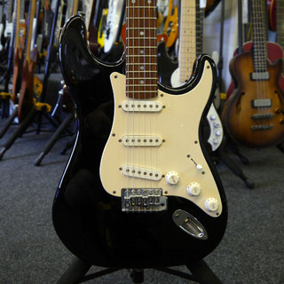 Squier &Prime;Strat&Prime; by Fender - Black - 2nd Hand