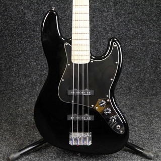 Squier Vintage Modified J-Bass - Black, Duncan Design PUPs - 2nd Hand