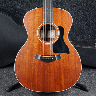 Taylor 324e Electro-Acoustic Guitar - Natural w/Hard Case - 2nd Hand