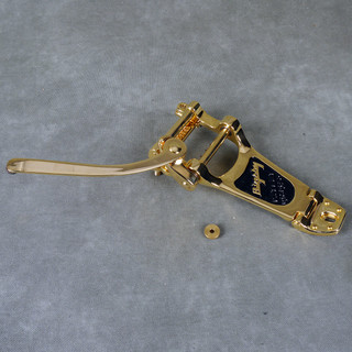 Bigsby B7 - Gold - Left Handed - 2nd Hand Bigsby B7 - Gold - Left Handed - 2nd Hand