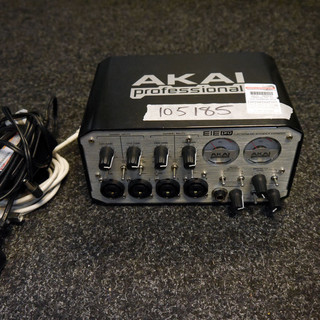 AKAI EIE Pro USB Audio Interface w/PSU & USB Cable - 2nd Hand (105185)