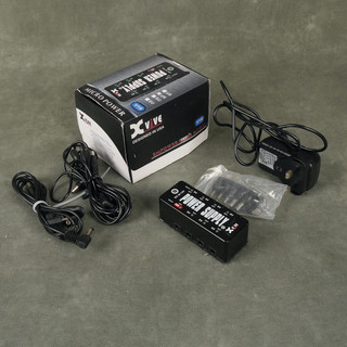 Xvive V19 6-Way Pedalboard Power Supply w/Box & PSU - 2nd Hand