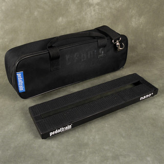 Pedaltrain Nano+ Pedalboard w/Gig Bag - 2nd Hand (106850) Pedaltrain Nano+ Pedalboard w/Gig Bag - 2nd Hand (106850)