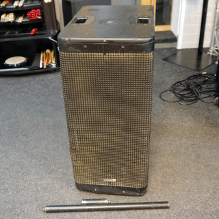 Line 6 StageSource L3s 1,200 Watt Bi-amped Subwoofer 2 of 4 - 2nd Hand