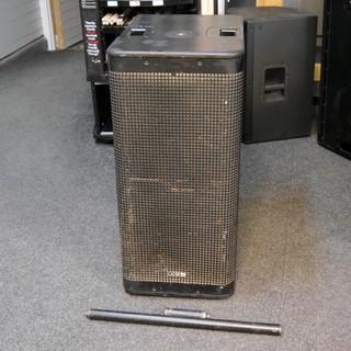 Line 6 StageSource L3s 1,200 Watt Bi-amped Subwoofer 3 of 4 - 2nd Hand (106900) Line 6 StageSource L3s 1,200 Watt Bi-amped Subwoofer 3 of 4 - 2nd Hand (106900)