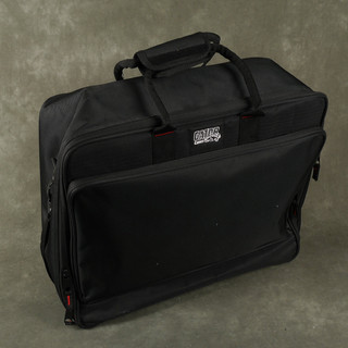 Gator G-Mixerbag-1815 18" x 12" Mixer Bag - 2nd Hand Gator G-Mixerbag-1815 18" x 12" Mixer Bag - 2nd Hand
