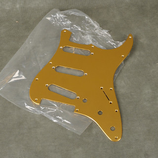 Anodized Gold Scratchplate for Stratocaster w/Bag - 2nd Hand