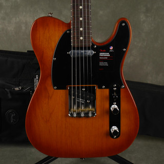 Fender American Performer Telecaster - RW - Honey Burst w/Gig Bag - Ex Demo Fender American Performer Telecaster - RW - Honey Burst w/Gig Bag - Ex Demo