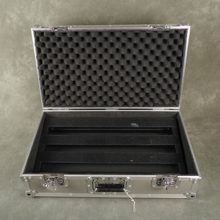 Pedaltrain Classic 2 Pedalboard & Tourcase - 2nd Hand Pedaltrain Classic 2 Pedalboard & Tourcase - 2nd Hand