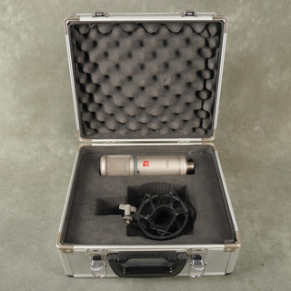 SE Electronics SE2200 Condenser Mic & Shockmount w/Case - 2nd Hand (109300)