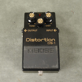 Boss DS-1 Distortion FX Pedal - Limited Edition Black - 2nd Hand